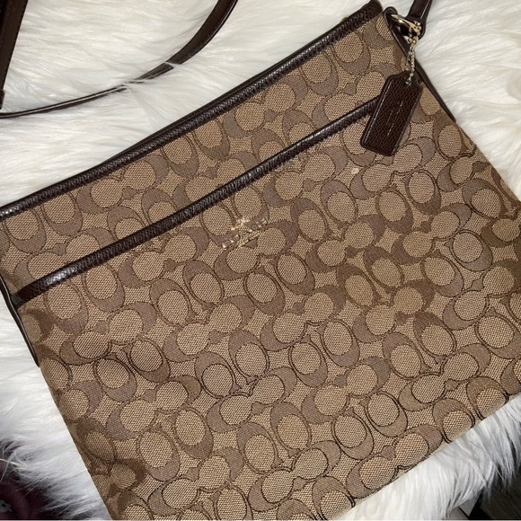 Coach Shoulder Bag Crossbody EXCELLENT - Picture 11 of 15